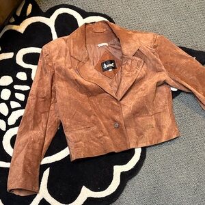 Avanti Vintage Chocolate Brown Cropped Suede Blazer